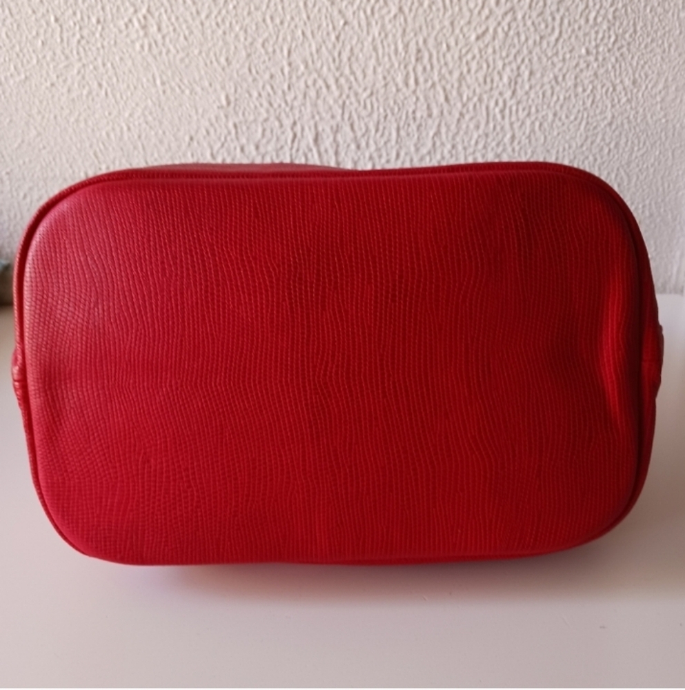NWT Longchamp Vermillion red genuine leather bucket, tote,handbag bag - Picture 15 of 16